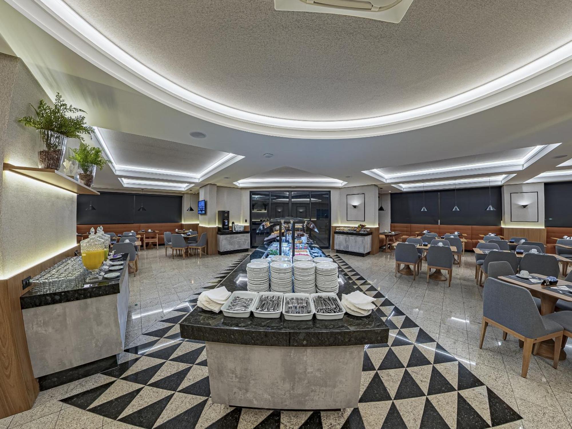Hotel Metropole Maringa Exterior photo