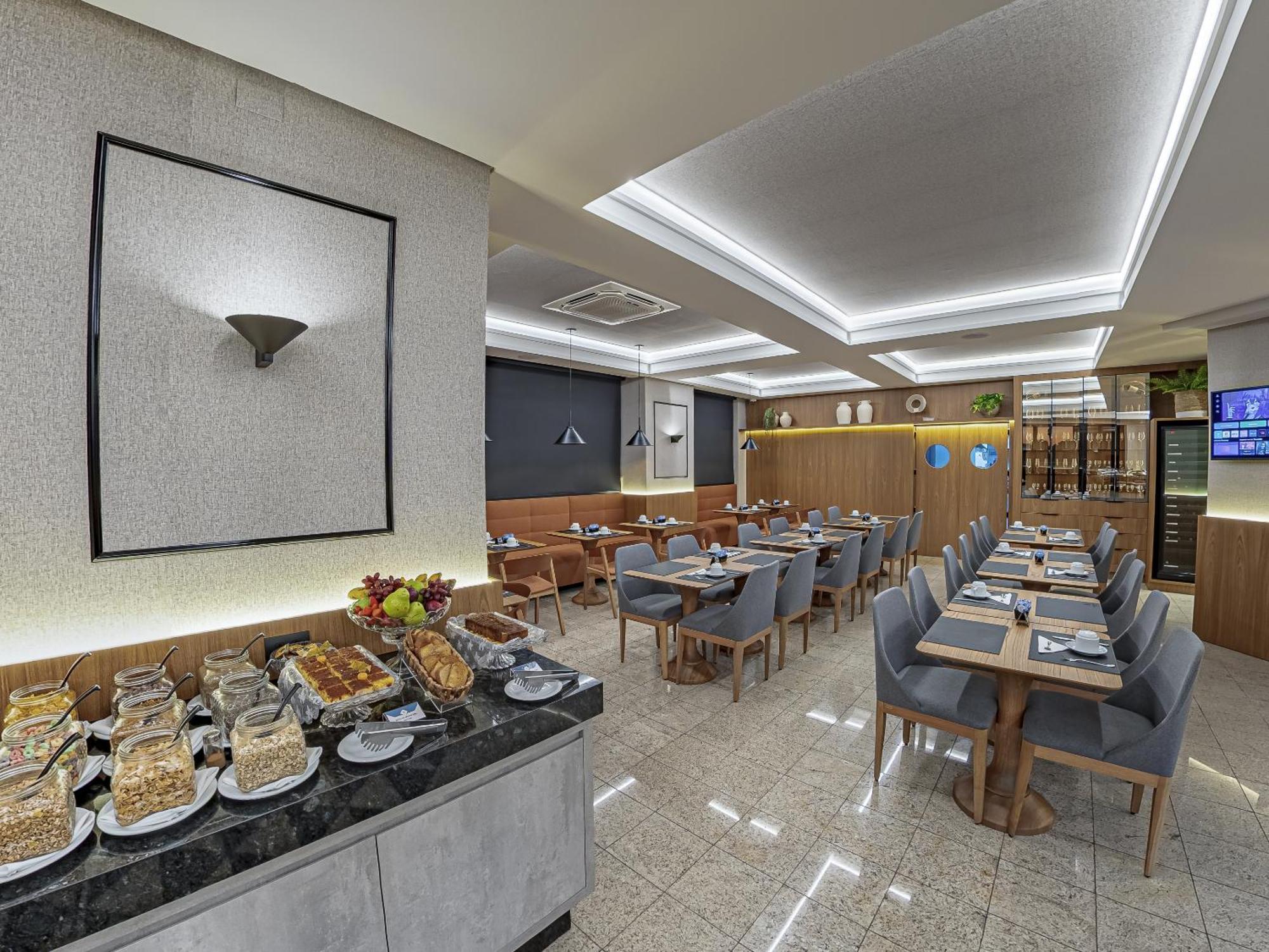 Hotel Metropole Maringa Exterior photo